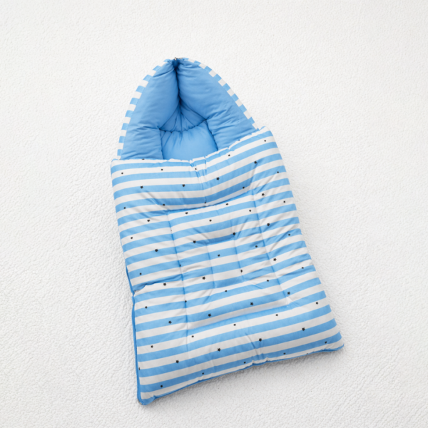 China Velvet Hooded Baby Sleeping Bag – Sky Blue Stripe